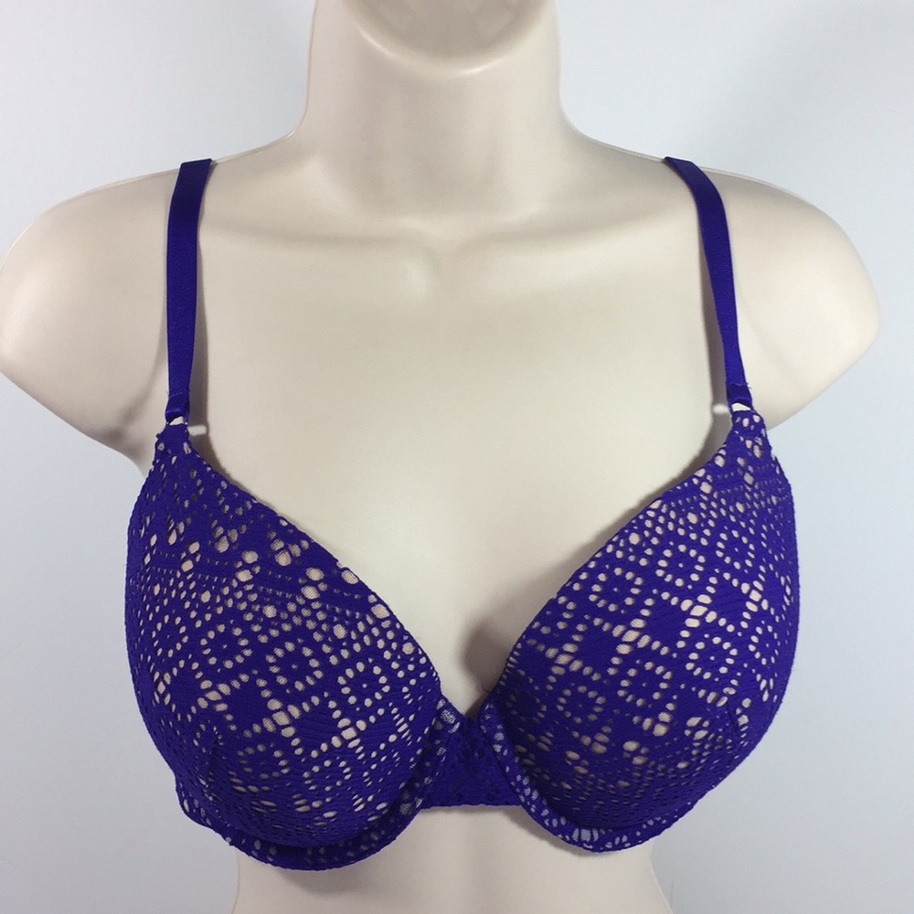 Victoria Secret lined perfect coverage BRA sz.34DD